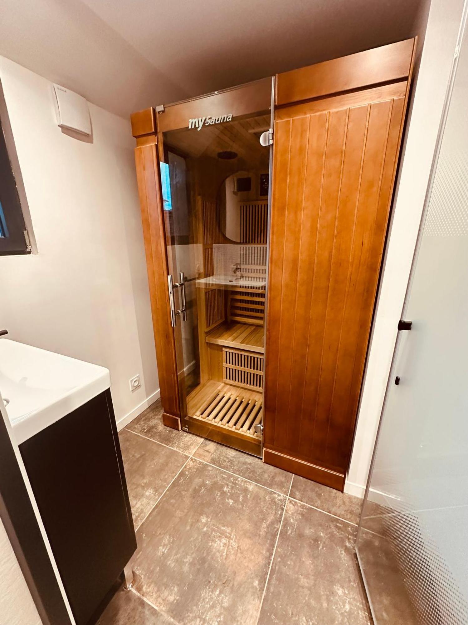 La Ptite Maison Proche Rouen La Vaupalière 外观 照片